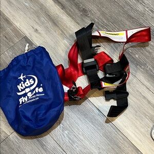 Kids Fly Safe Red Child Safety Travel Harness